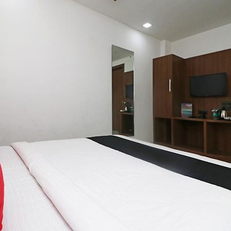 אגרה Hotel Grand Sparrow Inn מראה חיצוני תמונה
