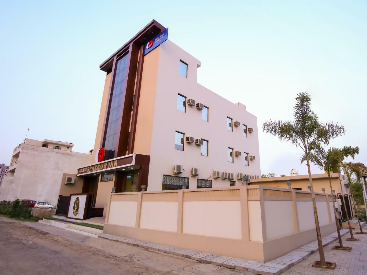 אגרה Hotel Grand Sparrow Inn מראה חיצוני תמונה